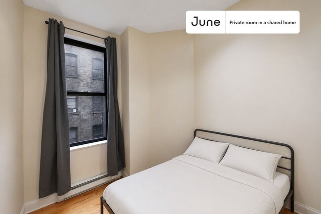 Room in Shared 4 bed/1 bath home in Upper West Side - Room in Shared 4 bed/1 bath home in Upper West Side