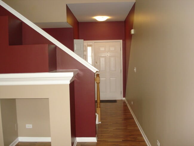 Foto del edificio - 1022 Evergreen Cir