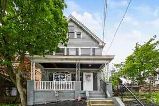Building Photo - 742 McLain St