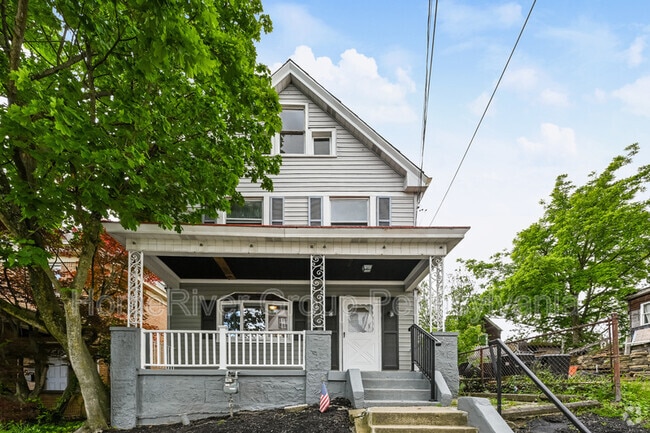 Building Photo - 742 McLain St