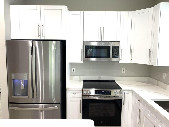 Building Photo - 1122 Rialto Dr