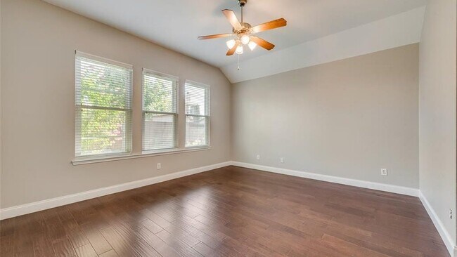 Foto del edificio - 10733 Vista Heights Blvd