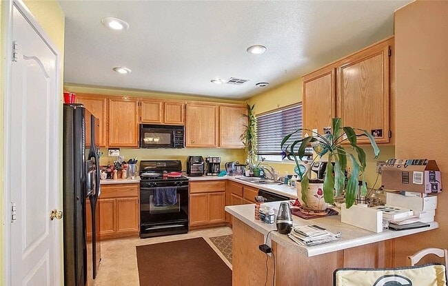 Building Photo - 4216 E Spruce Fern Ln