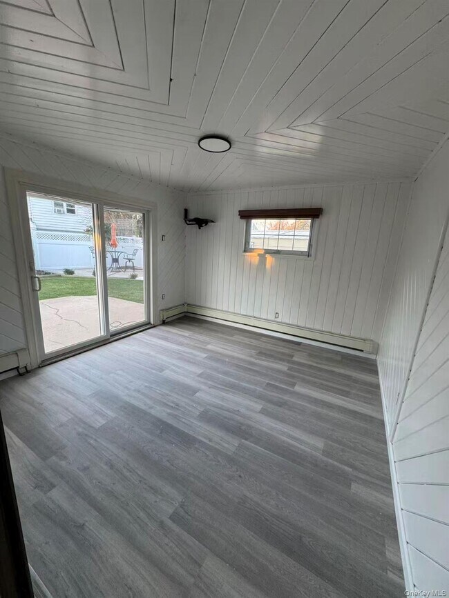 Foto del edificio - 6 Serpentine Ln