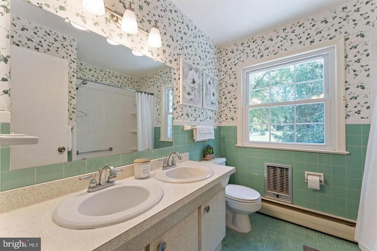 Primary Photo - 9701 Dale Dr