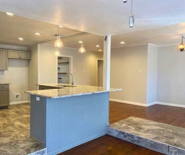 Foto del edificio - 3601 E Brookview Dr
