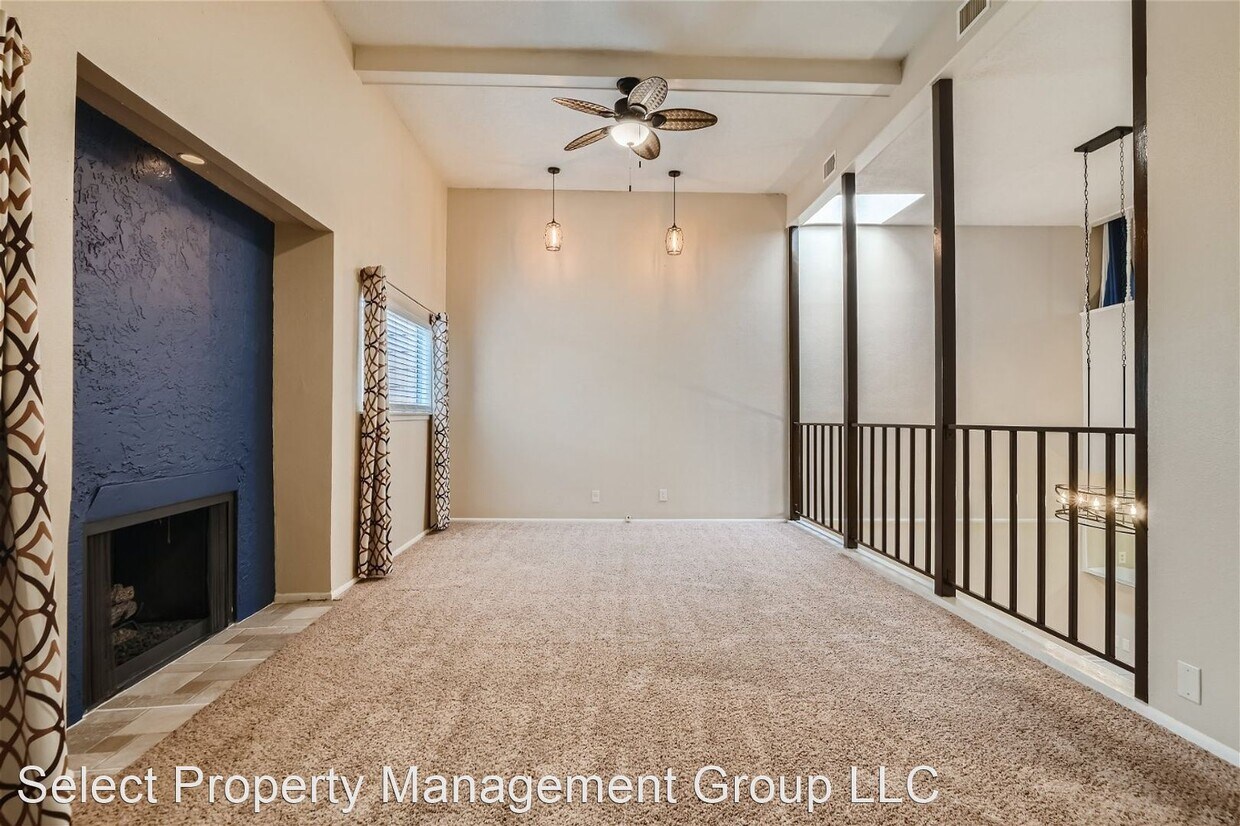 Foto principal - 3 br, 2.5 bath House - 1922 Broken Oak