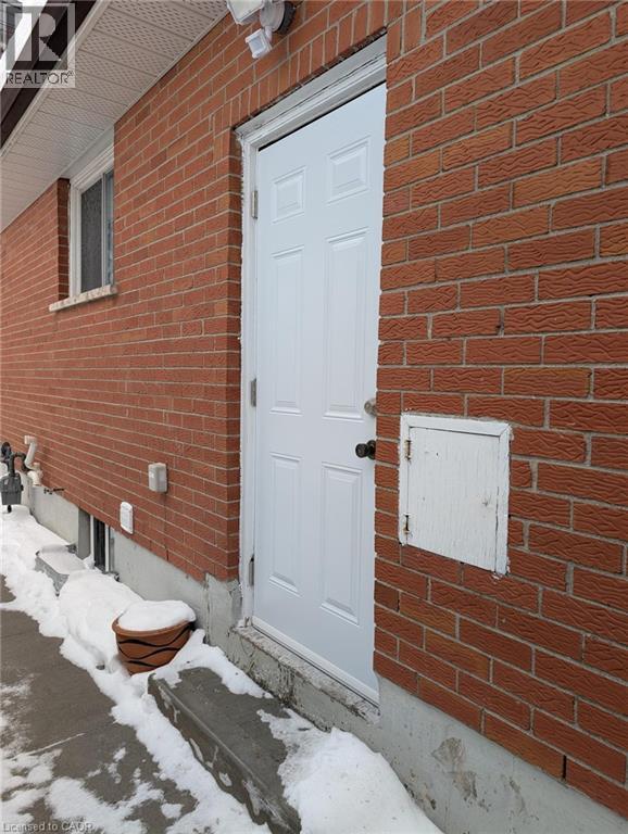 Building Photo - 2034 Waycross Crescent