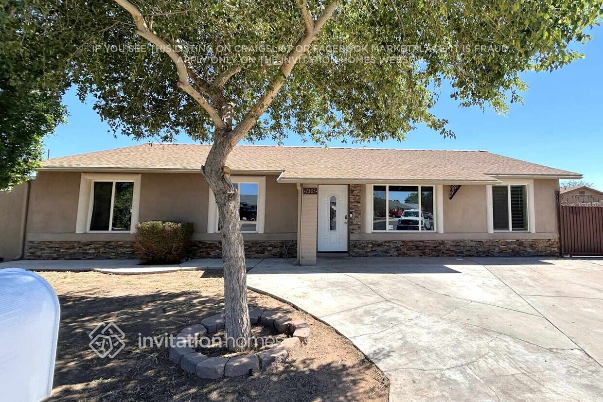 Foto principal - 7303 W Comet Ave