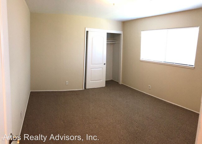 Building Photo - 466 N Fair Oaks Ave