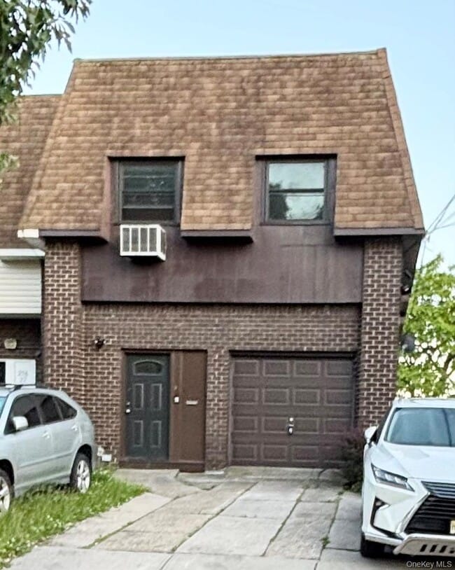 Building Photo - 256-20 Craft Ave