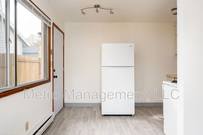 Foto del edificio - 8307 N Fowler Ave