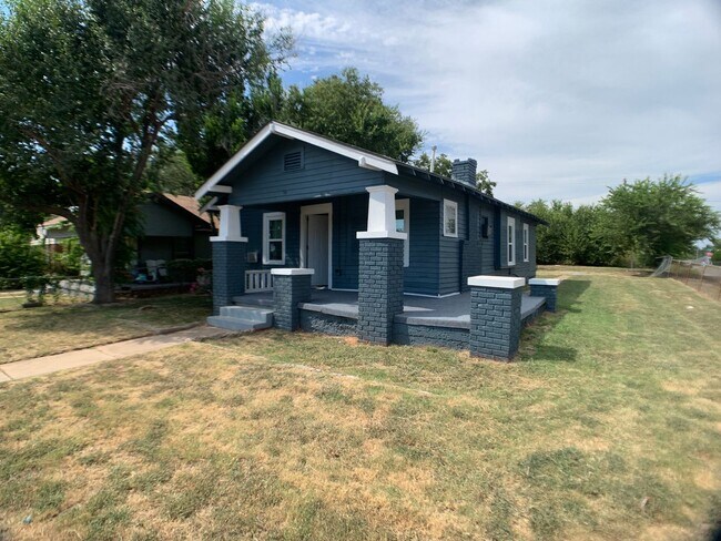 Building Photo - 2 Bed Oklahoma City Home