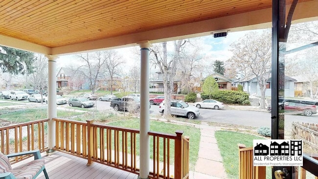 Building Photo - 3286 Meade St