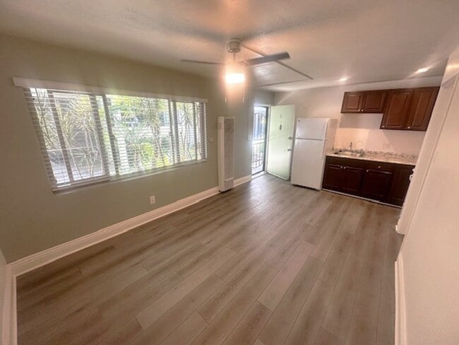 Interior Photo - Redwood Terrace