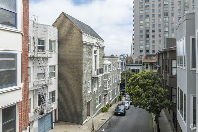 Building Photo - The Taylor