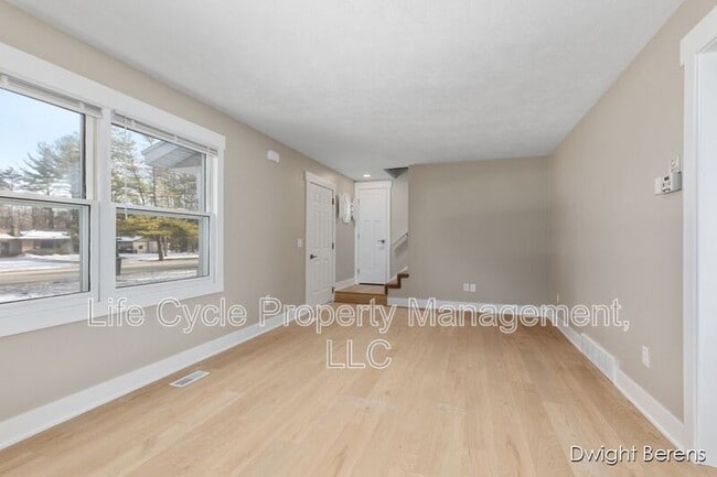 Foto del edificio - 7331 48th Ave