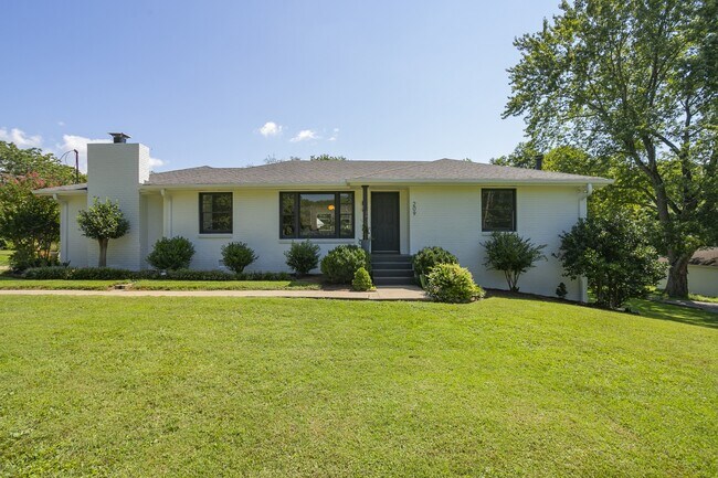 Building Photo - 209 Donna Dr