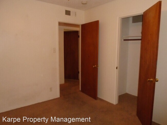 Building Photo - 3 br, 2 bath House - 1300 GARFIELD AVE