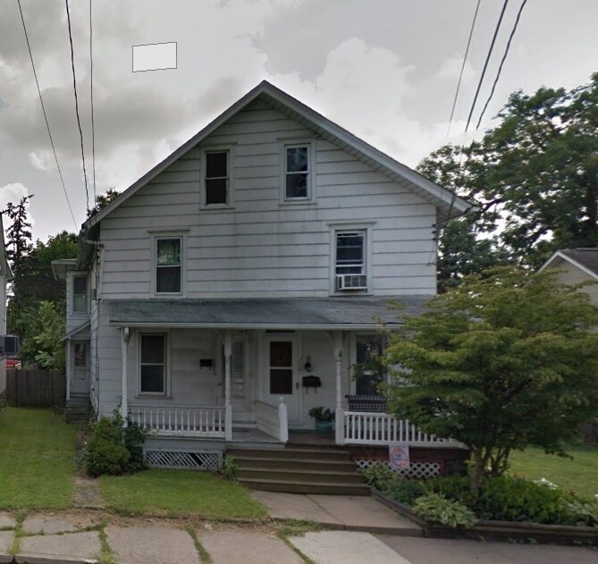 710 W Broad St, Quakertown, PA 18951 House Rental in Quakertown, PA