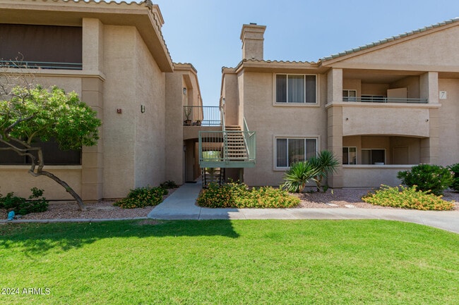 Foto del edificio - 16013 S Desert Foothills Pkwy
