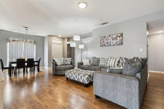 Foto del edificio - 2707 Yorkfield Ct