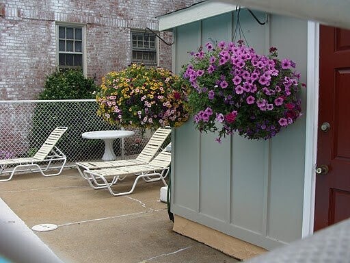 Foto del edificio - BLDG T