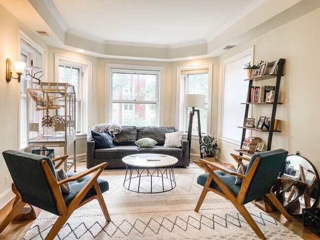 Foto del edificio - 227 N Oak Park Ave