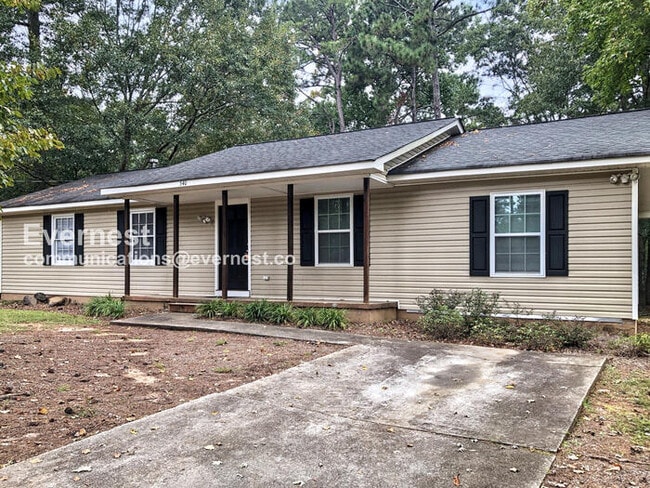 Building Photo - 540 Oglesby Bridge Rd SE