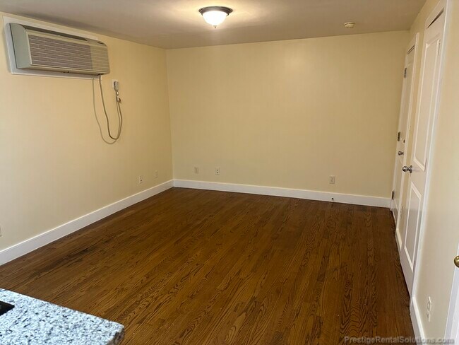 Foto del edificio - 842 Dorchester Ave
