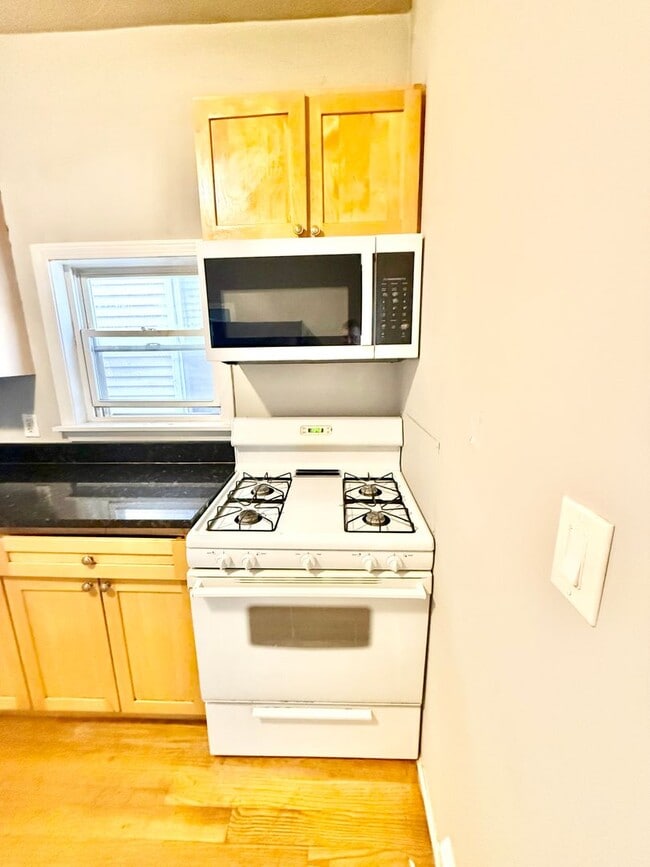 Photo - 256 Marion St. Apartment