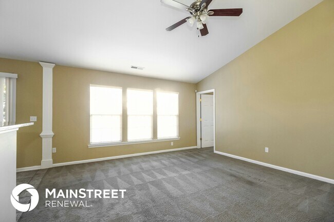 Foto del edificio - 3855 Thornaby Cir