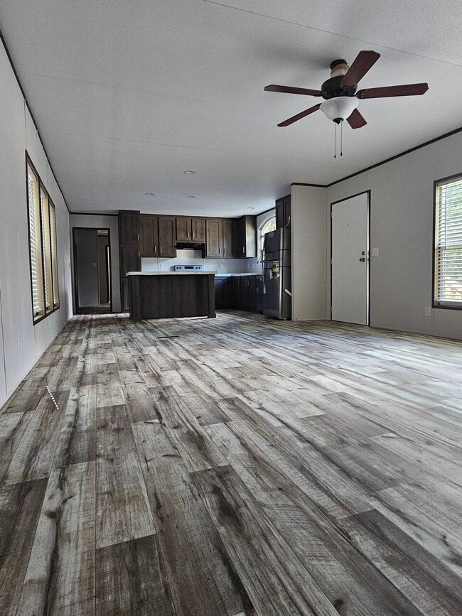 Foto del edificio - 2881 TX-110