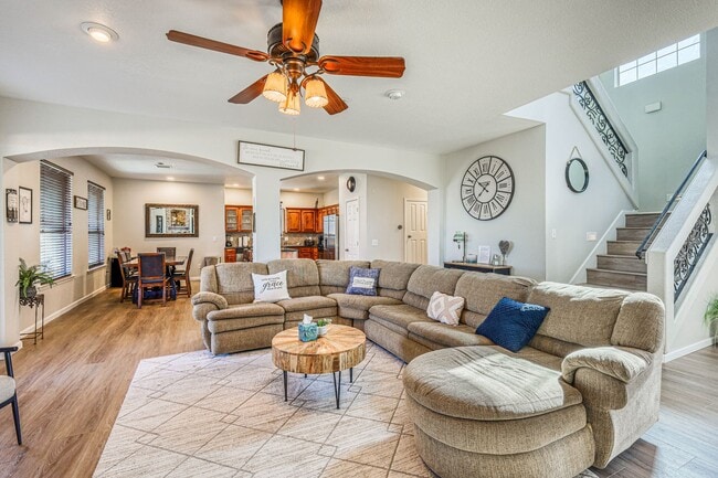 Building Photo - 1627 Brillo Del Sol Ct
