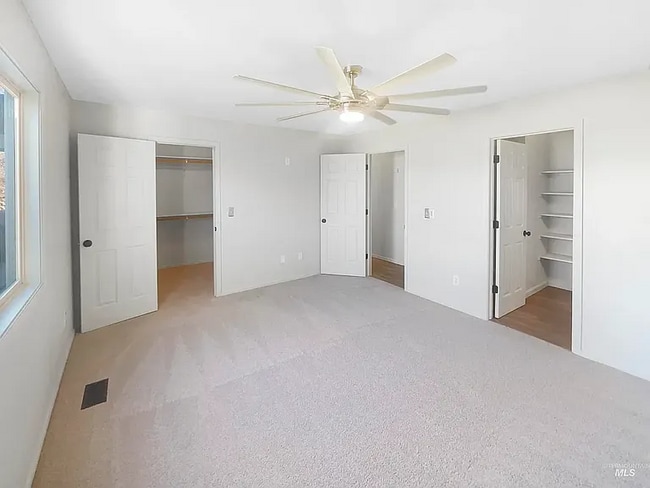 Building Photo - 11708 W Trinity Ave