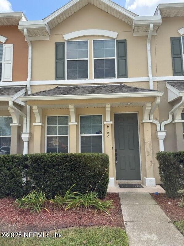 Foto principal - 6162 High Tide Blvd