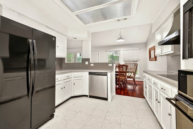 Photo - 15343 Meadow Village Drive Unit House