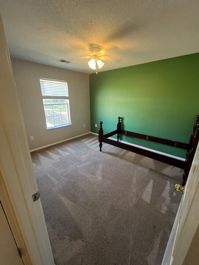 Building Photo - 403 Tripmont Ct