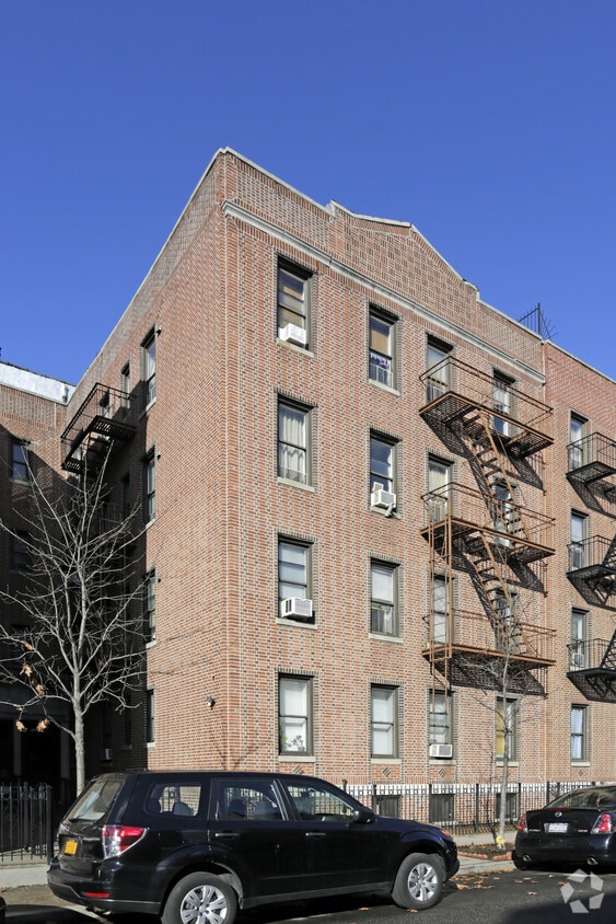 Primary Photo - 3230 41st St
