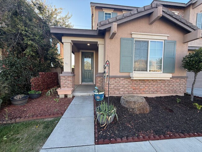 Foto del edificio - 5 Bedrooms 3 Baths! Resort Living at The Lakes Community in Menifee!