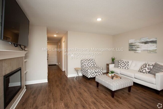 Foto del edificio - Elegance with Full Basement - North of the...