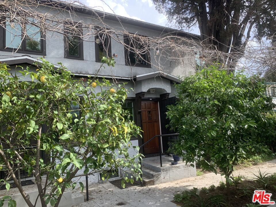 Primary Photo - 1620 Maltman Ave