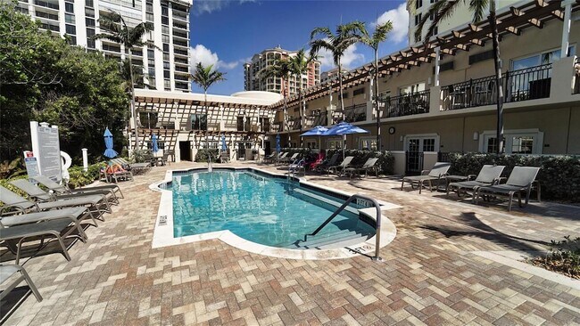 Foto del edificio - 2011 N Ocean Blvd