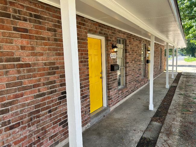 Photo - 2203 Fairchild St House