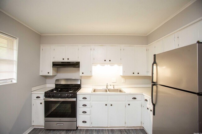 Foto del edificio - 2 Lybrand Dr