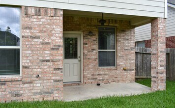 Building Photo - 26307 Meadow Dawn Ln