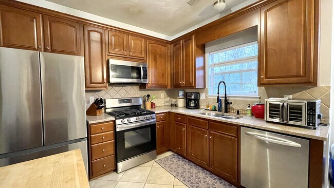 Foto del edificio - 2248 Ships Crossing