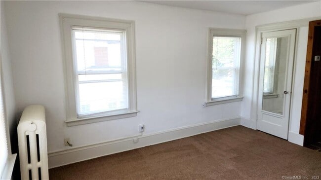 Building Photo - 794 Farmington Ave