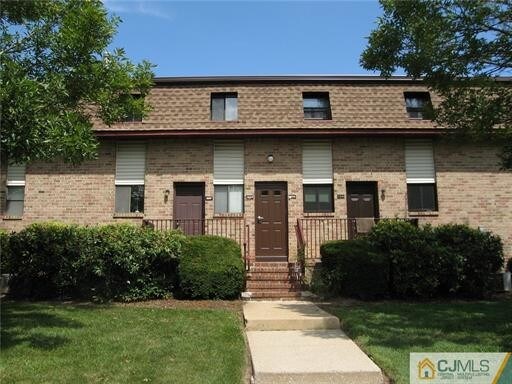 Building Photo - 1208 N Oaks Blvd
