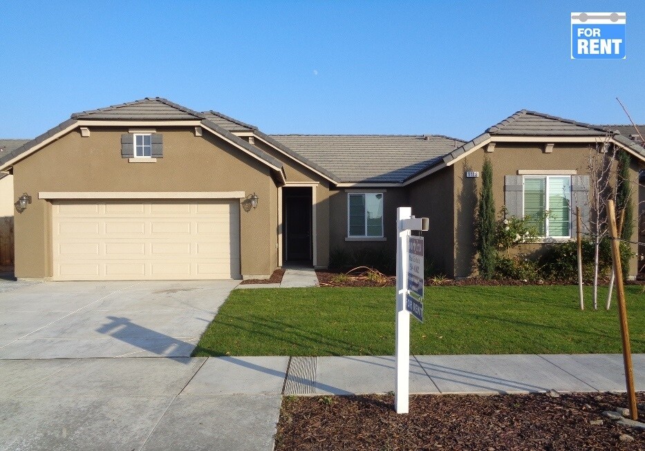 Primary Photo - 1118 Golf Ave